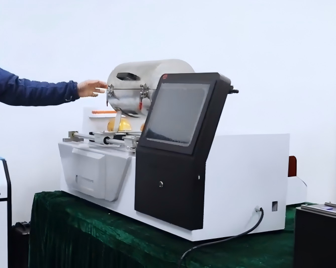 4ad3291a37178649f85b347d1bc64675.png 激光修復層高溫摩擦磨損性能試驗儀球盤法:深圳xx公司到訪上海誠衛考察儀器