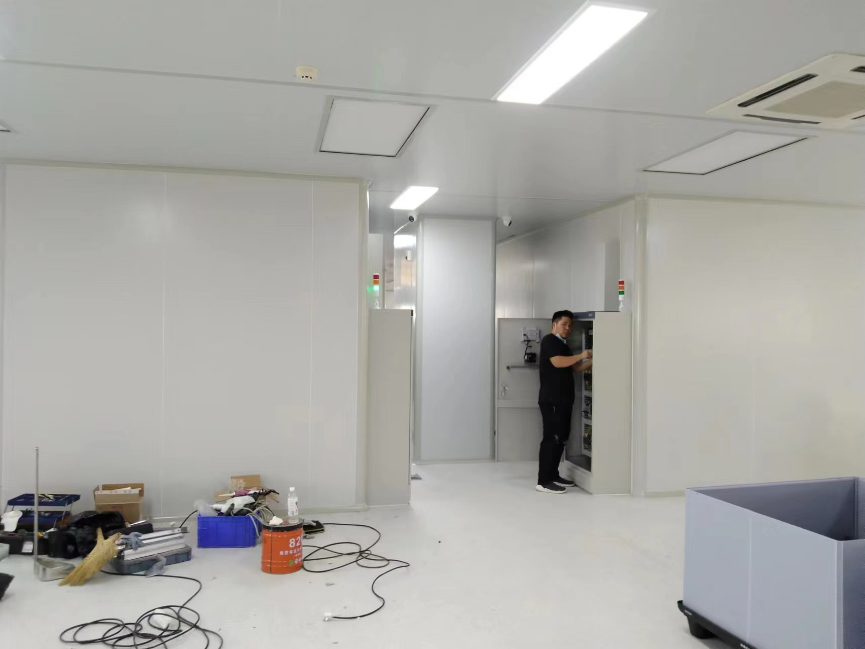 大型产品怎么测高温可靠性？武汉格特步入式老化房定制更省心