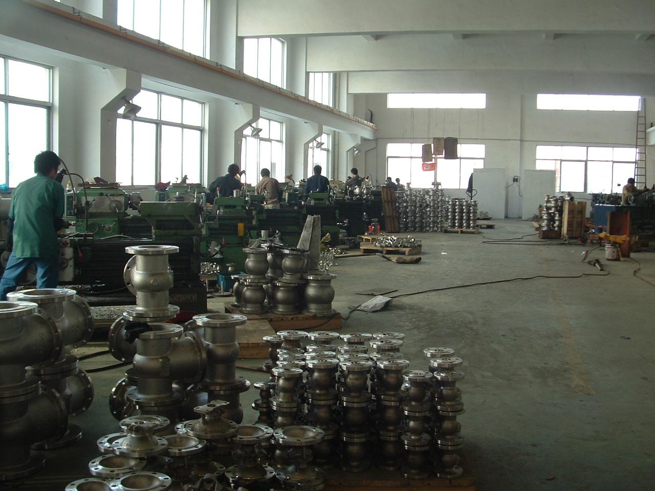 电动阀门技术深度融入新能源与环保工程，实现自动化精准控制